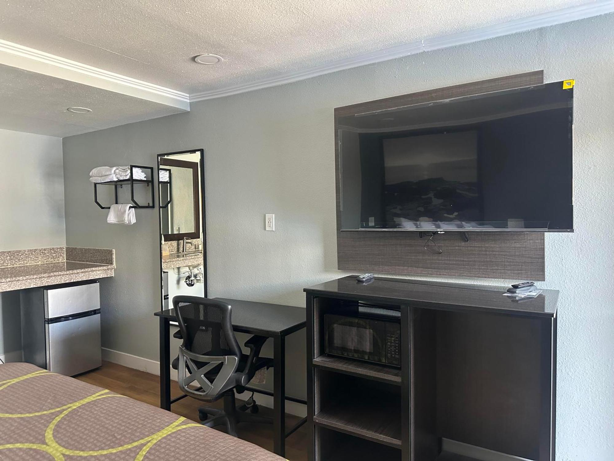 Super 8 By Wyndham Redlands/San Bernardino Motel Exterior foto