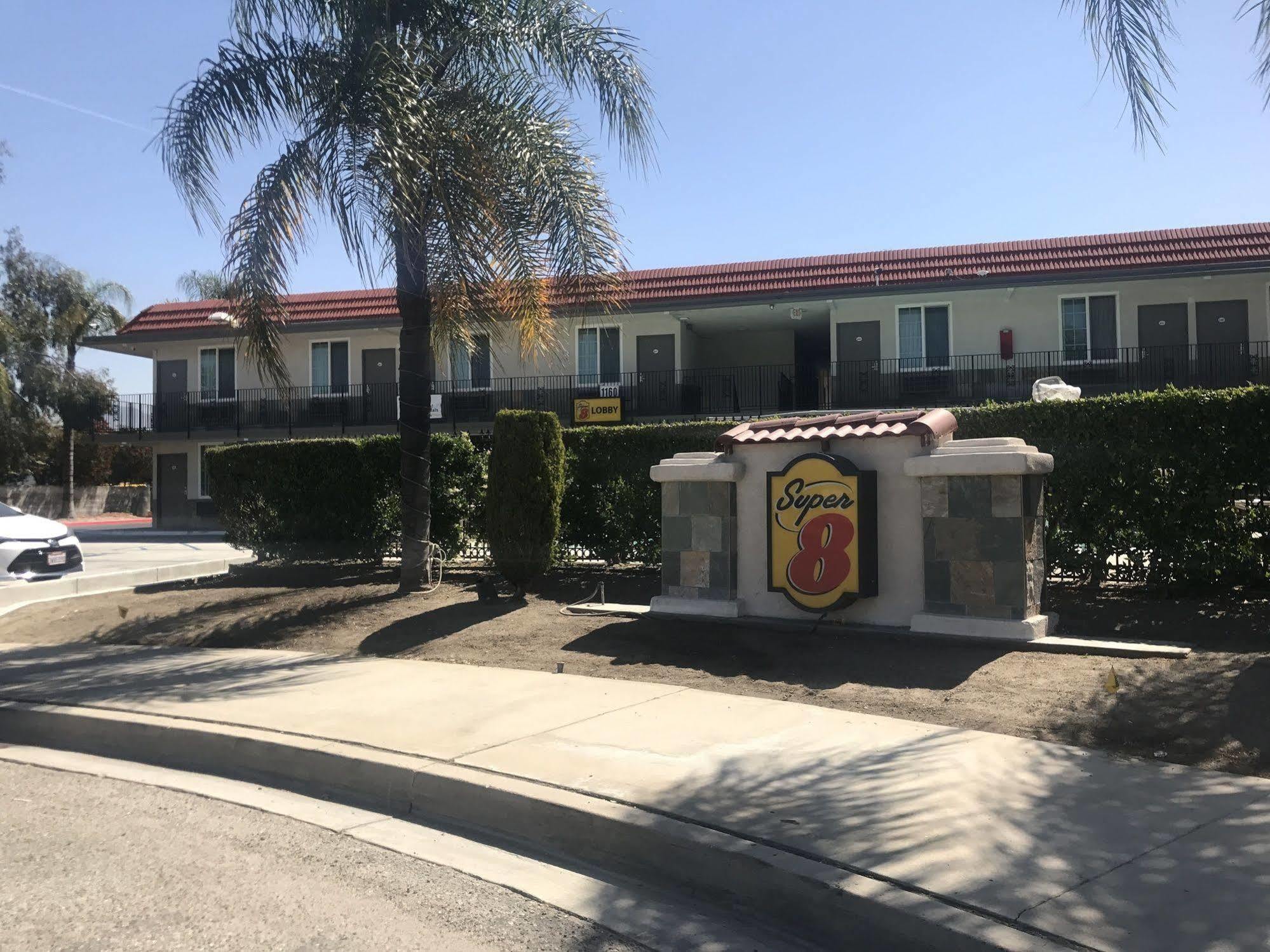 Super 8 By Wyndham Redlands/San Bernardino Motel Exterior foto